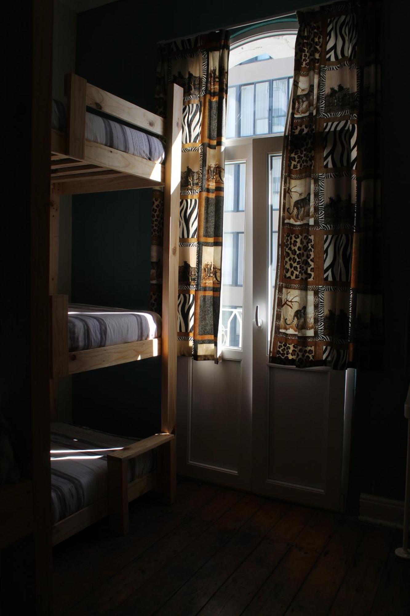 Urban Hive Backpackers Hostel Cape Town Exterior photo