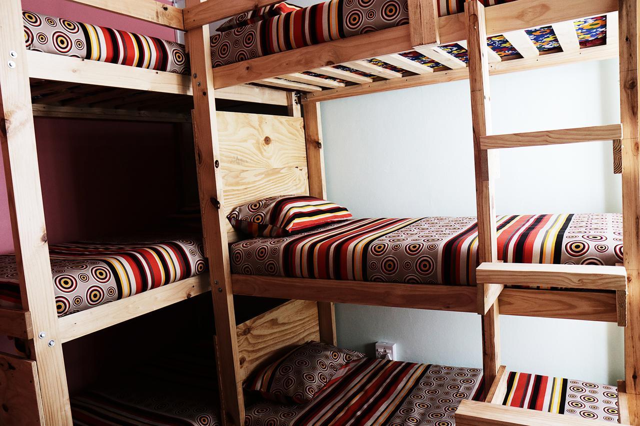 Urban Hive Backpackers Hostel Cape Town Exterior photo