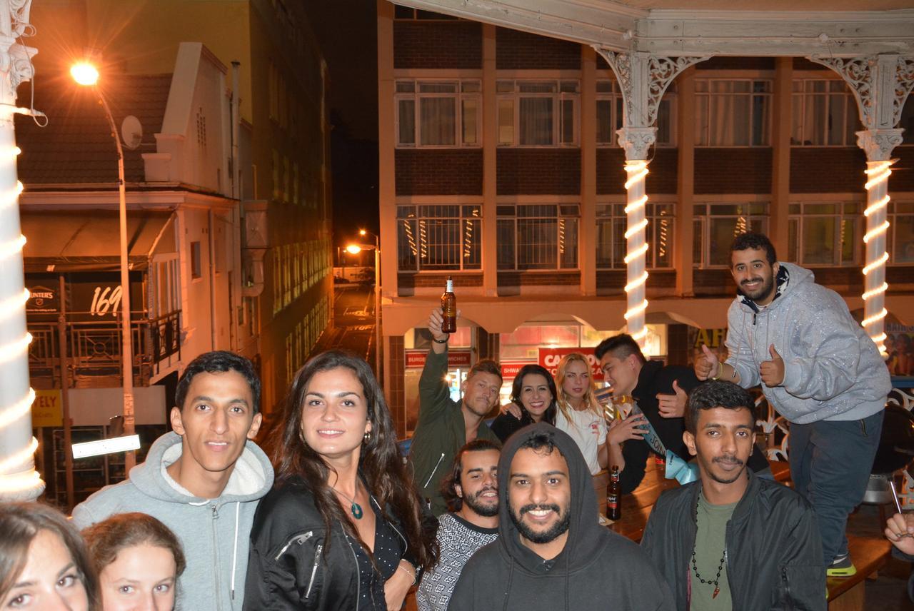 Urban Hive Backpackers Hostel Cape Town Exterior photo
