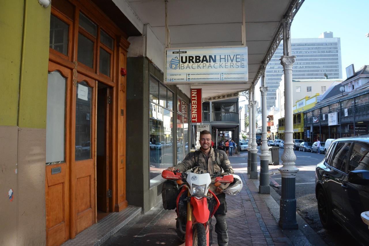Urban Hive Backpackers Hostel Cape Town Exterior photo