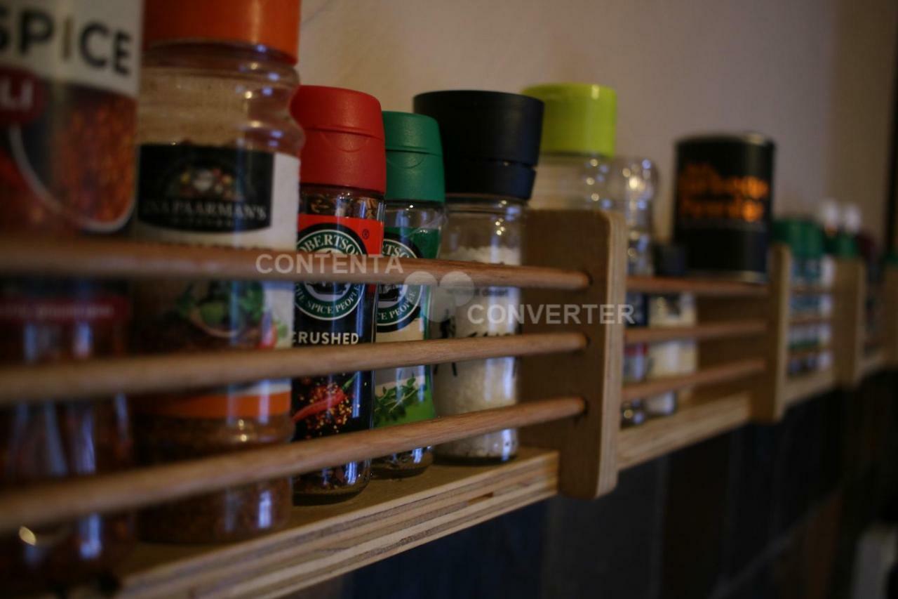 Urban Hive Backpackers Hostel Cape Town Exterior photo
